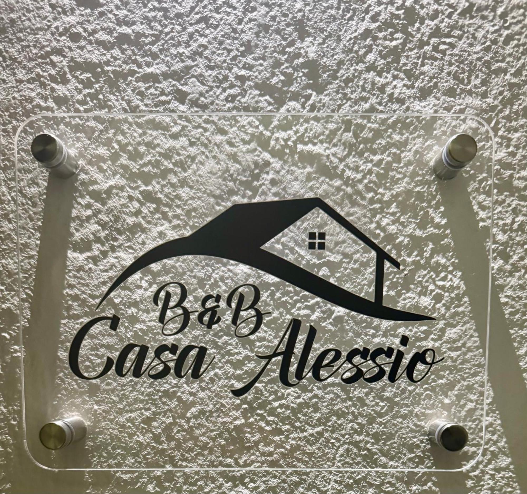 Casa Alessio - Elegante Appartamento Nel Cuore Di Cesano Maderno Eksteriør bilde